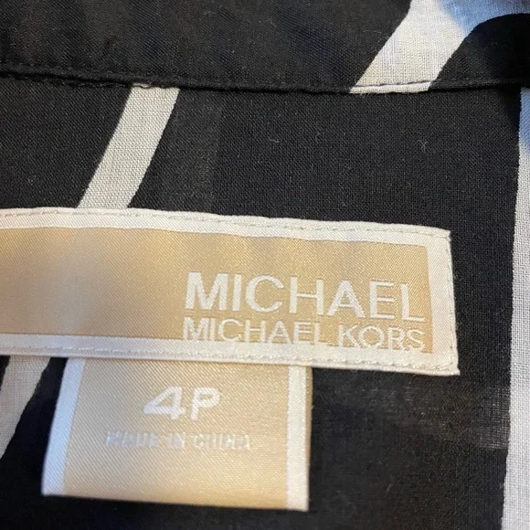 Michael Michael Kors Black and White Print Button Down Top Size 4P - Picture 5 of 11